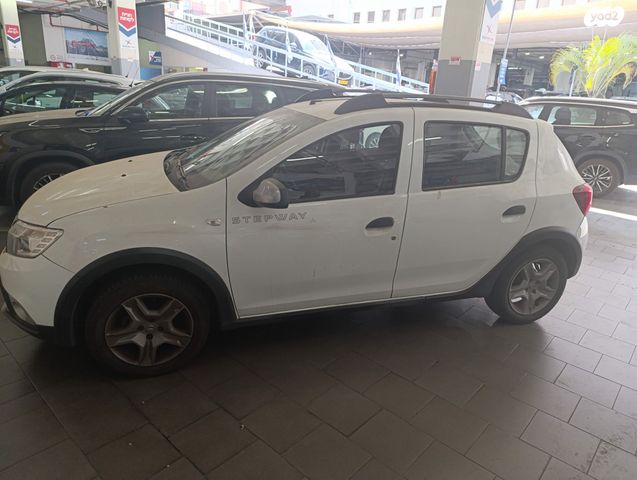 מודעת רכב דאצ'יה סנדרו