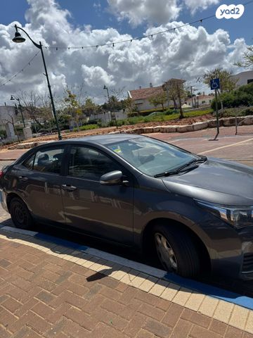 מודעת רכב טויוטה קורולה