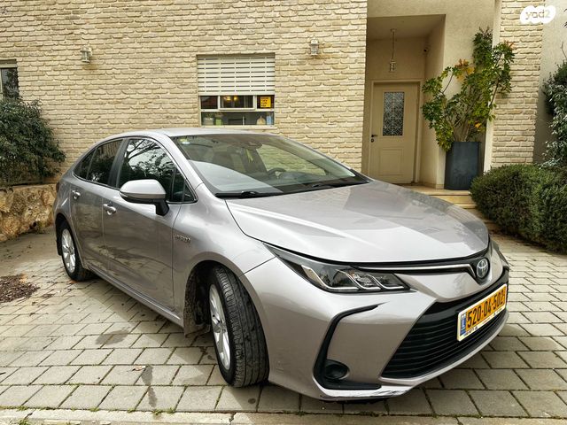 מודעת רכב טויוטה קורולה