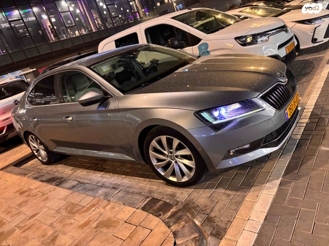 מודעת רכב סקודה סופרב