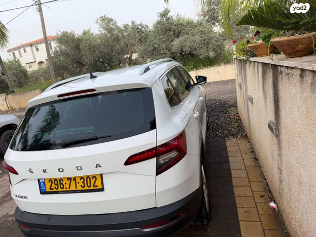 מודעת רכב סקודה קארוק