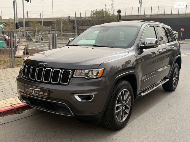 מודעת רכב ג'יפ גרנד צ'ירוקי