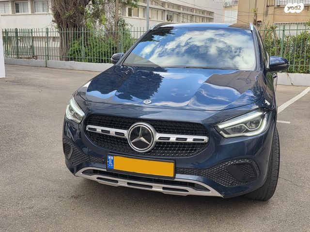 מודעת רכב מרצדס-בנץ GLA