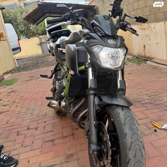 מודעת רכב קאוואסאקי Z650 abs