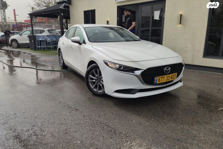 מודעת רכב מאזדה 3