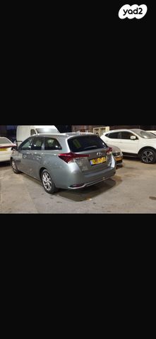 מודעת רכב טויוטה אוריס