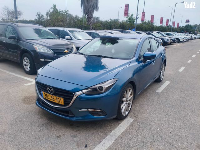 מודעת רכב מאזדה 3