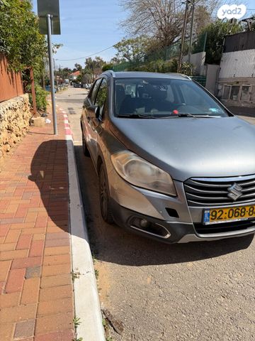 מודעת רכב סוזוקי קרוסאובר