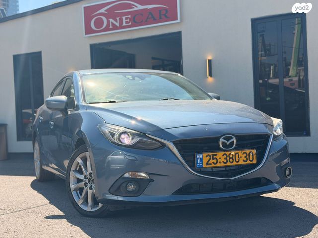 מודעת רכב מאזדה 3