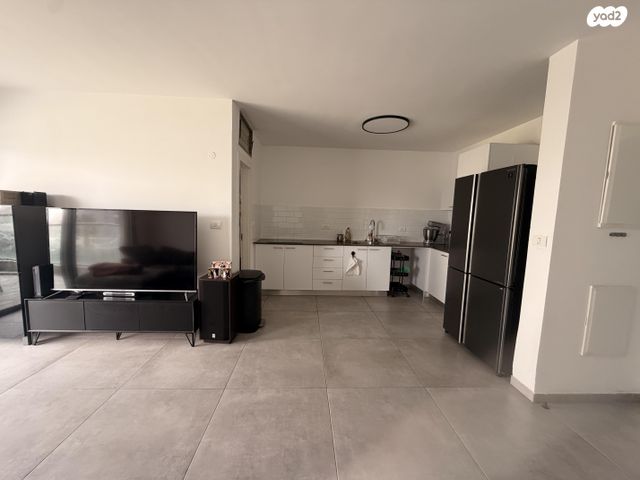 שדרות מנחם בגין 39