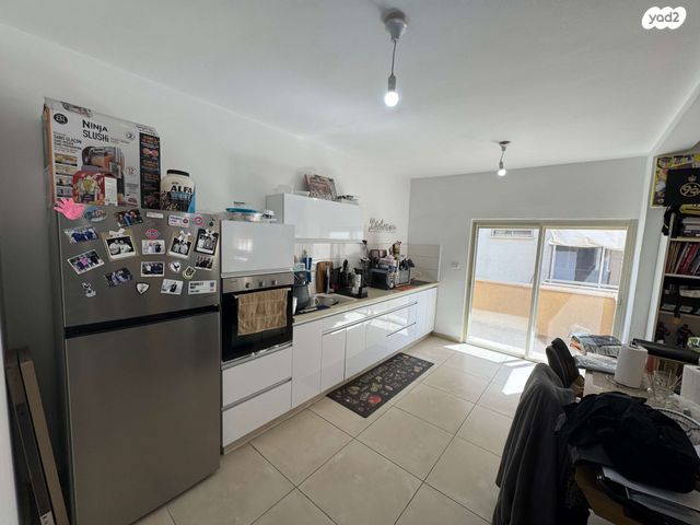 שדרות מנחם בגין 4