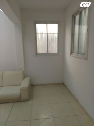 דרך זאב ז'בוטינסקי 156