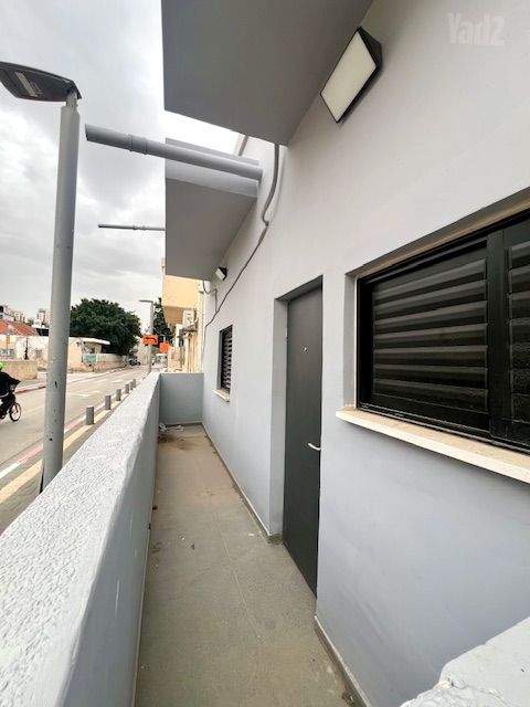 דירת גן להשכרה בתל אביב יפו (תיווך) — 2