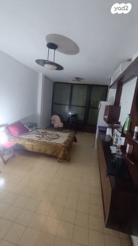 מודעת נכס, בת ים