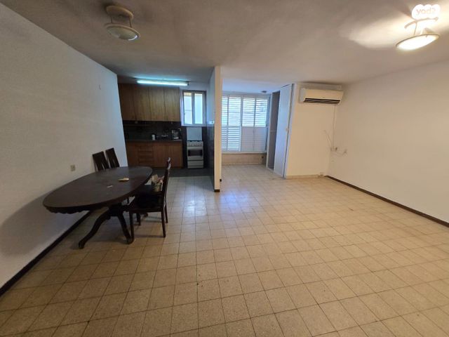 רמז, מערב ותיק