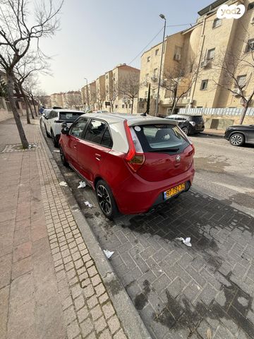 מודעת רכב אם ג'י MG3