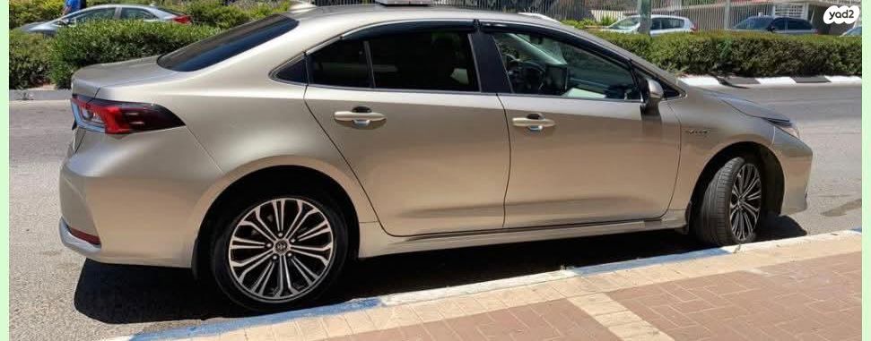 מודעת רכב טויוטה קורולה