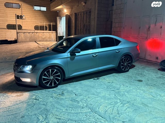 מודעת רכב סקודה סופרב