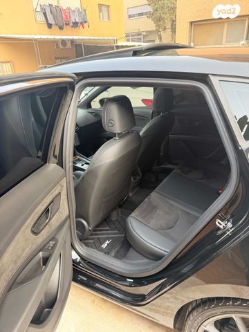 מודעת רכב סיאט לאון