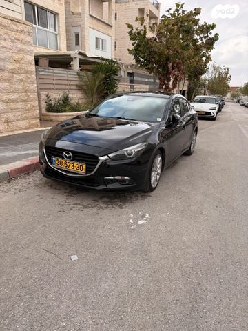 מודעת רכב מאזדה 3