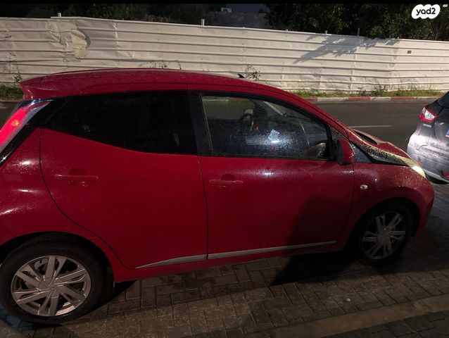 מודעת רכב טויוטה אייגו