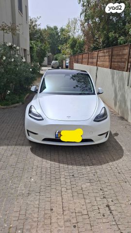 מודעת רכב טסלה מודל Y