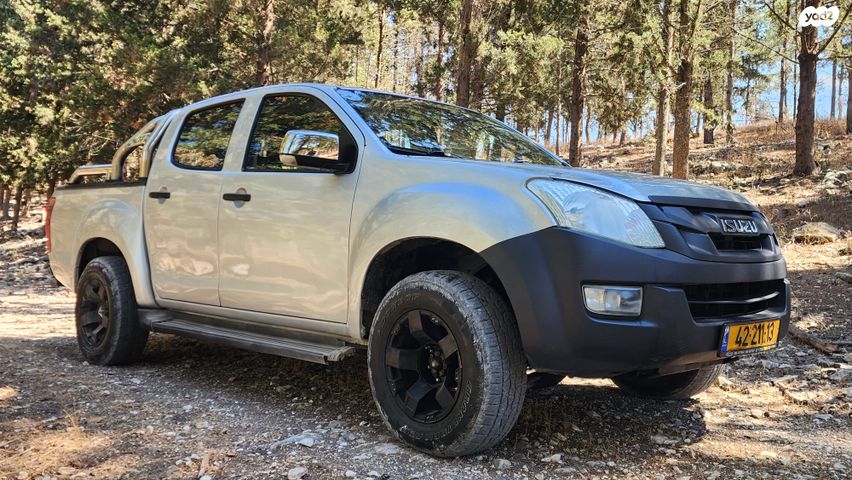 מודעת רכב איסוזו די-מקס