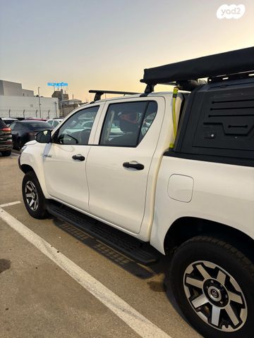 מודעת רכב טויוטה היילקס