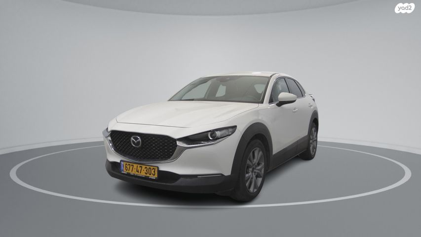 מודעת רכב מאזדה CX-30