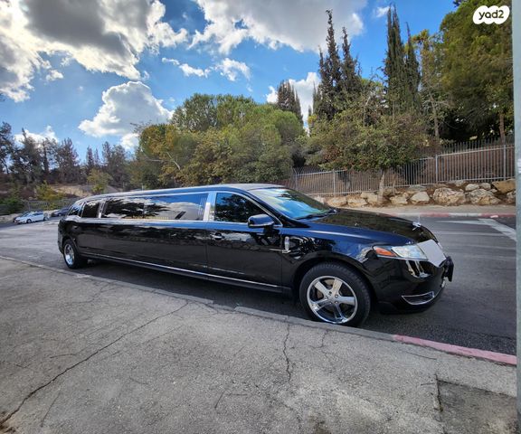 מודעת רכב לינקולן MKT