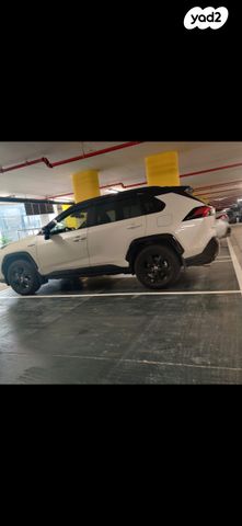 מודעת רכב טויוטה RAV4