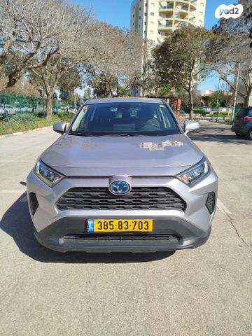 מודעת רכב טויוטה RAV4