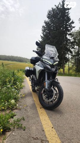 מודעת רכב דוקאטי מולטיסטרדה V4s