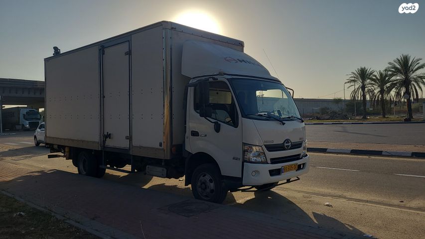 מודעת רכב טויוטה