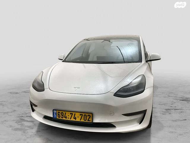 מודעת רכב טסלה מודל 3