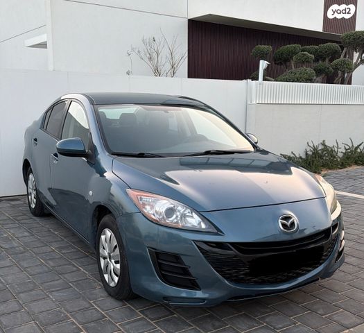 מודעת רכב מאזדה 3