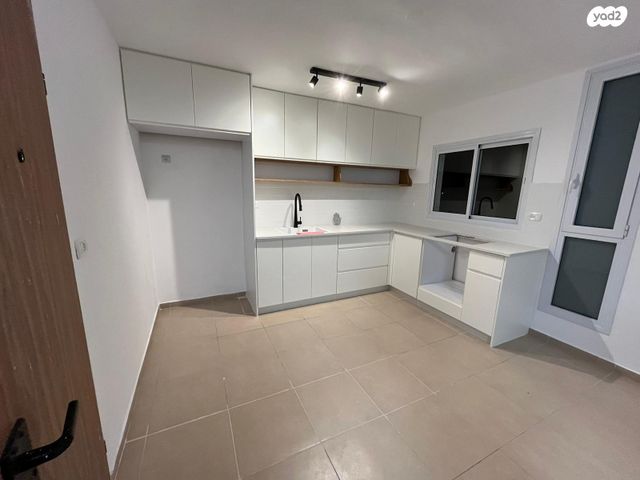 עליזה יאנסן 685