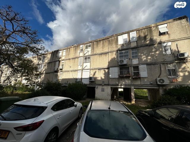 סמטת אורן 15