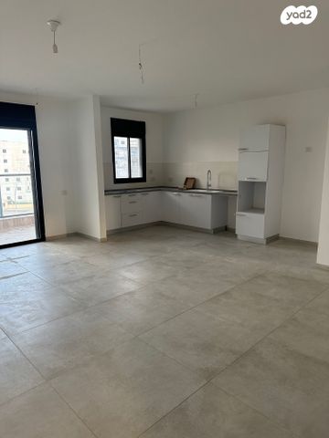 מודעת נכס, אופקים