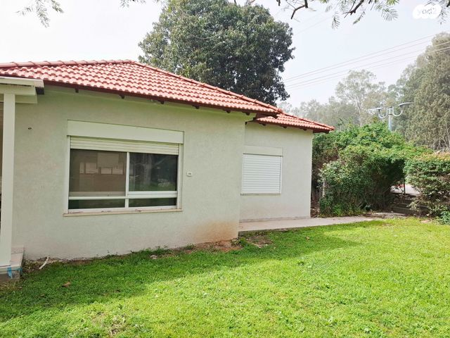 בית פרטי/ קוטג', גאולים