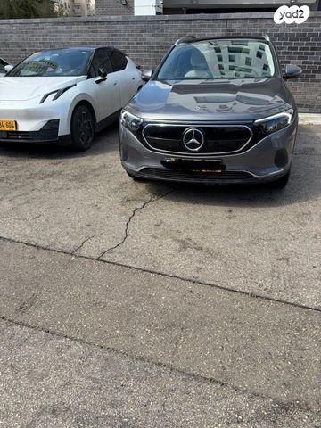 מודעת רכב מרצדס-בנץ EQA