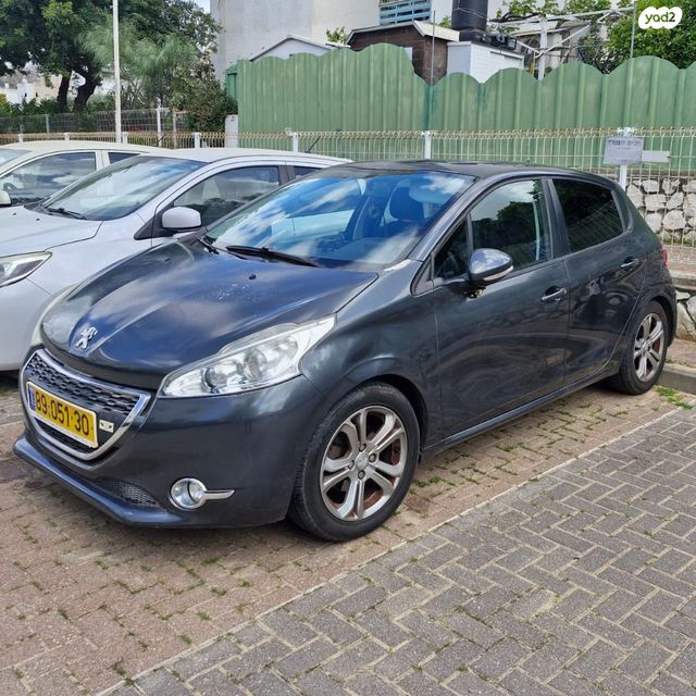 מודעת רכב פיג'ו 208