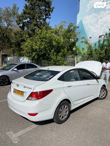 מודעת רכב יונדאי אקסנט i25