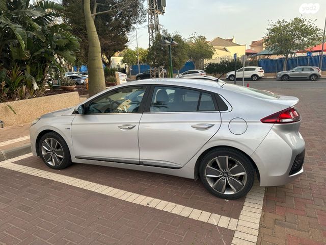 מודעת רכב יונדאי איוניק