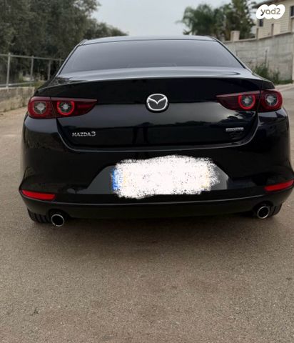 מודעת רכב מאזדה 3