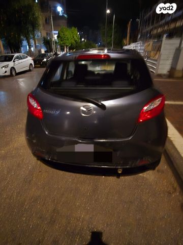 מודעת רכב מאזדה 2