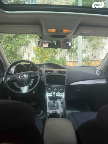 מודעת רכב מאזדה 3