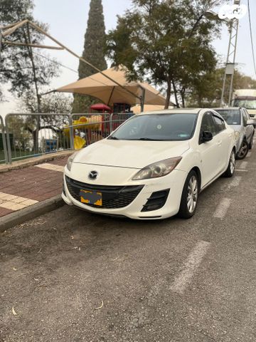 מודעת רכב מאזדה 3