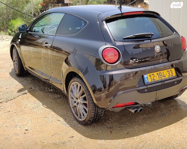 מודעת רכב אלפא רומיאו מיטו