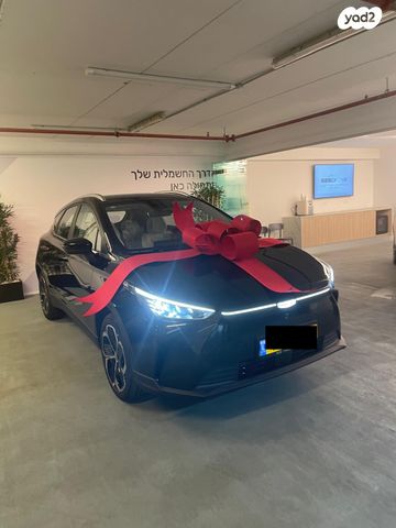 מודעת רכב ג׳ילי Geometry C